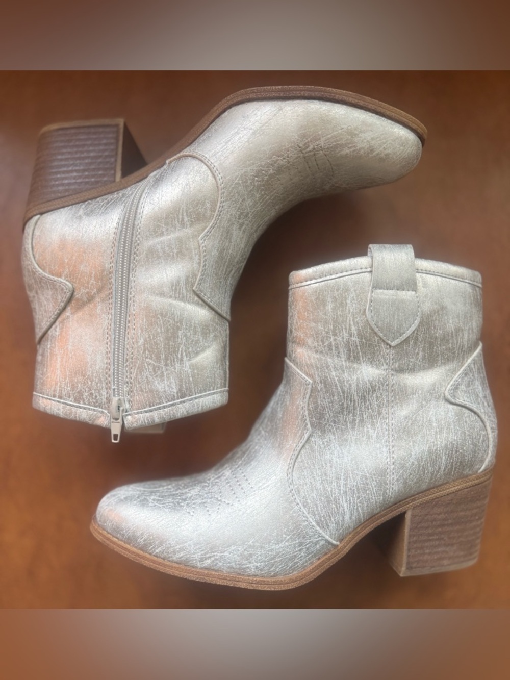 Dirty Laundry Unite Western Bootie Metallic Silver Boho Western 9.5 Side Zip - Picture 9 of 10